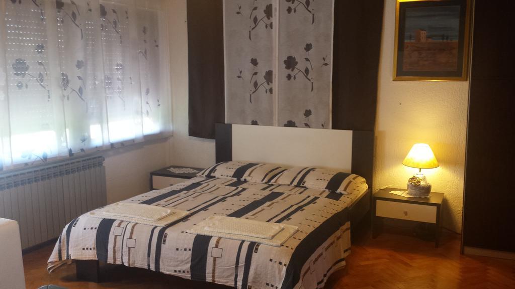 Guest House Jole Rovinj Chambre photo